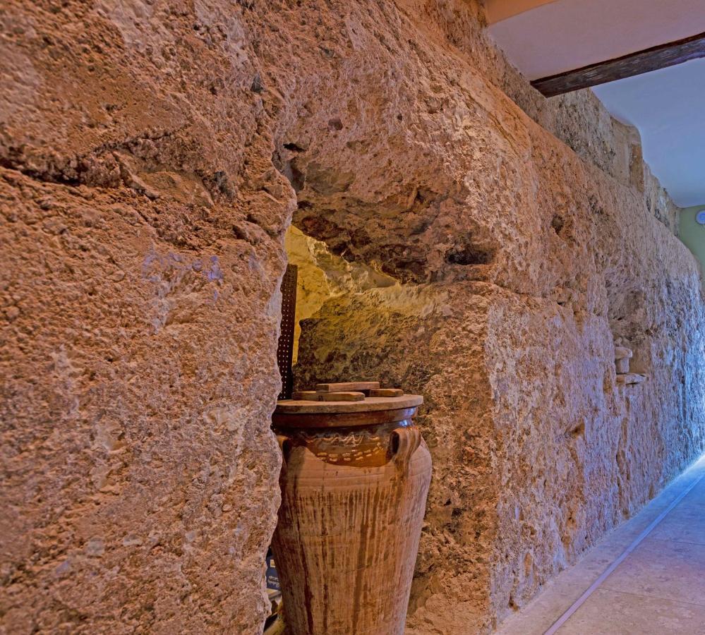Hotel Poeta Jorge Manrique سيغورا دي لا سييرا المظهر الخارجي الصورة